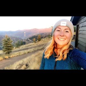 Meet your Posher, Celia